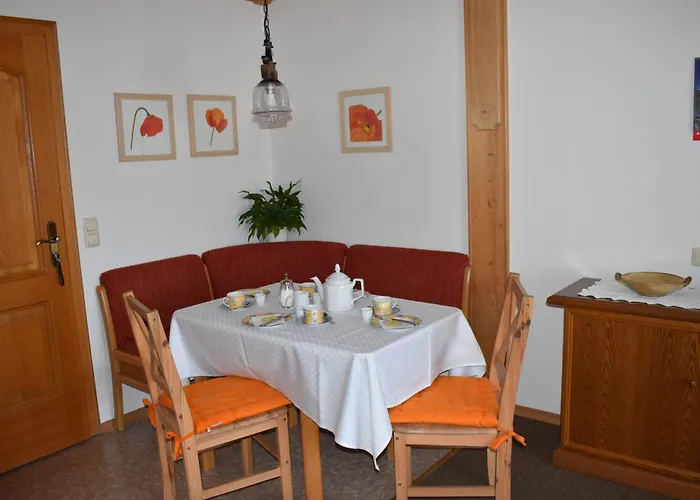 Gaestehaus Bergfrieden, Susanne Appartement *