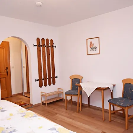 Apartment Gaestehaus Bergfrieden, Susanne Bad Bayersoien